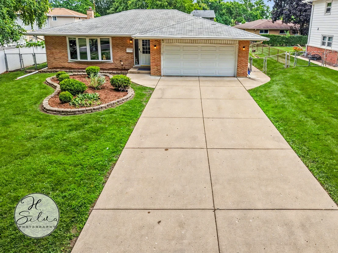 Photo of 4402 Sycamore Lane