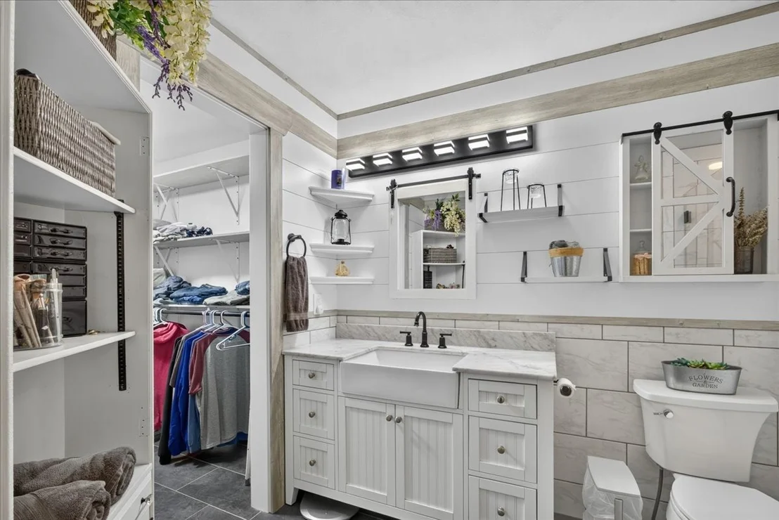 Photo of 864 Campton Drive