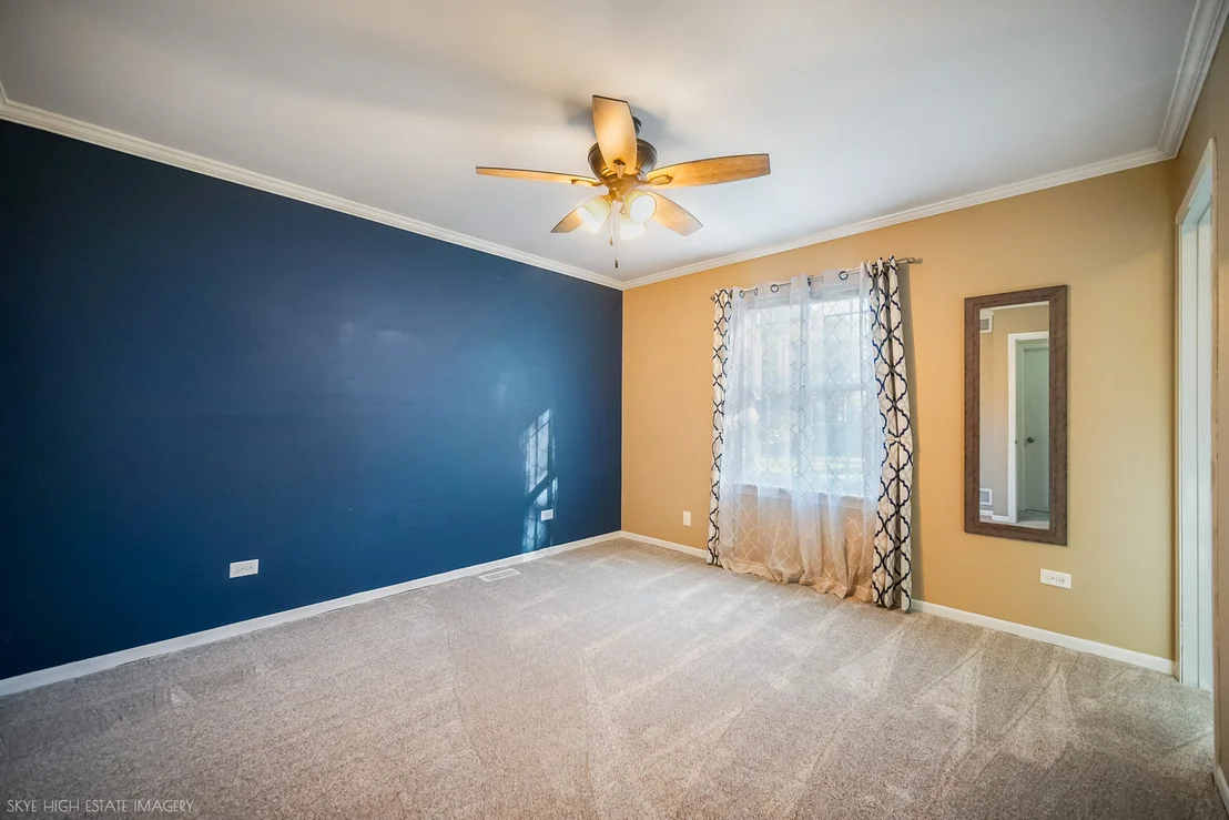 Photo of 427 Glenys Drive