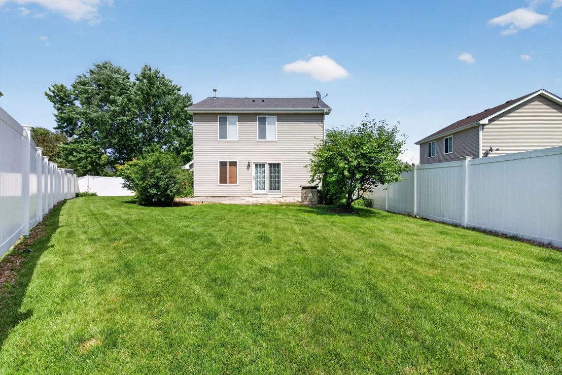 Photo of 667 Harvest Drive