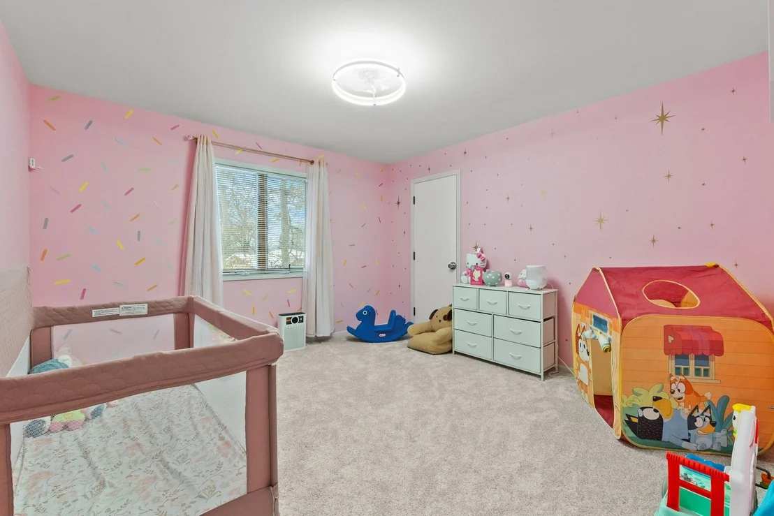 Photo of 18118 Whitman Lane