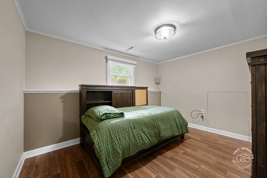 Photo of 325 Hemlock Lane