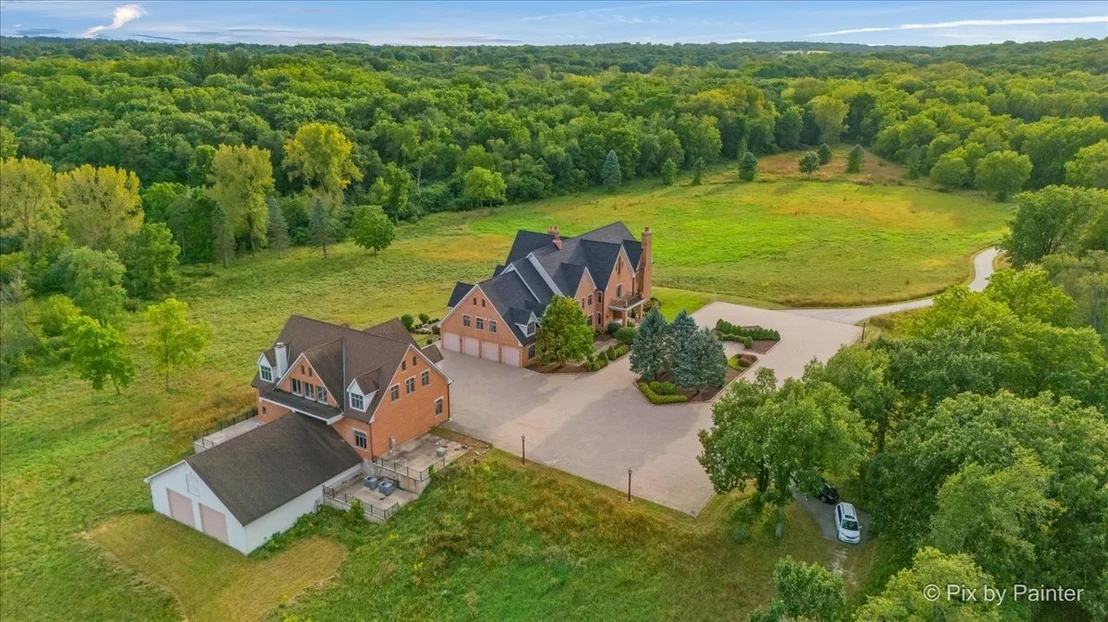 Photo of 5N719 Castle Drive