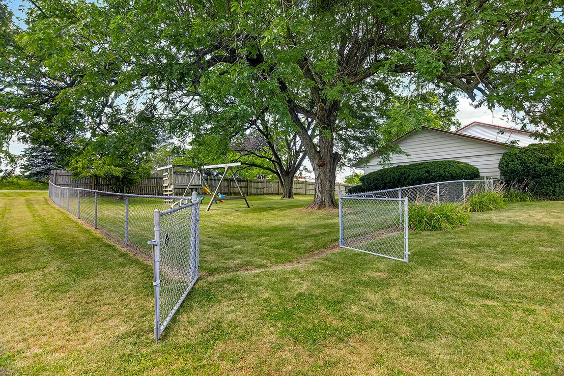 Photo of 8586 Yellowstone Drive