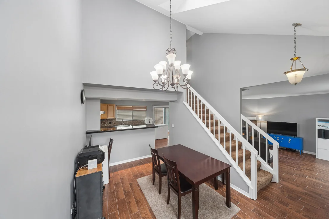 Photo of 445 Le Parc Circle