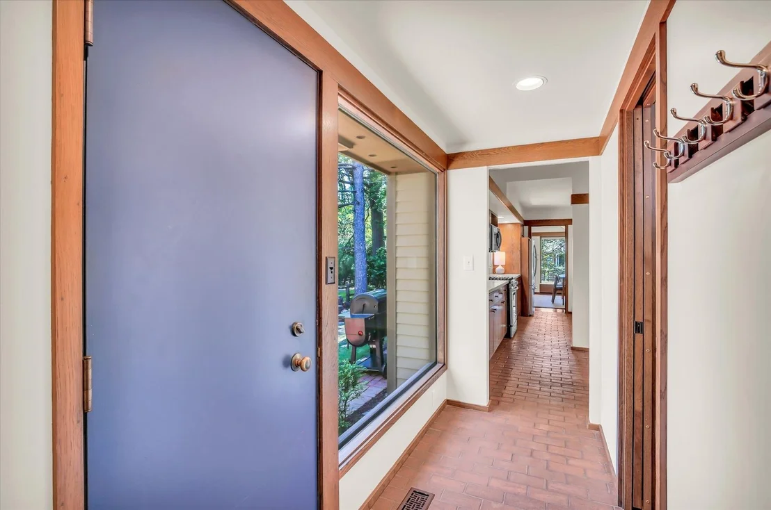 Photo of 10 Carriage Way