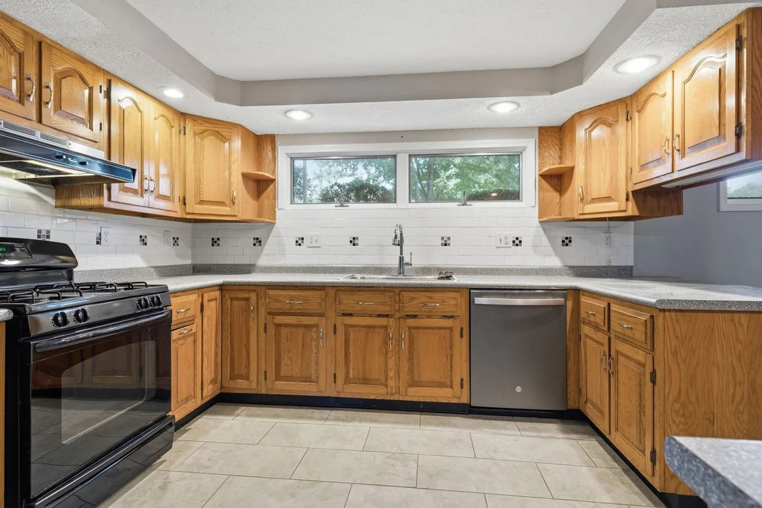 Photo of 15 Kingswood Drive