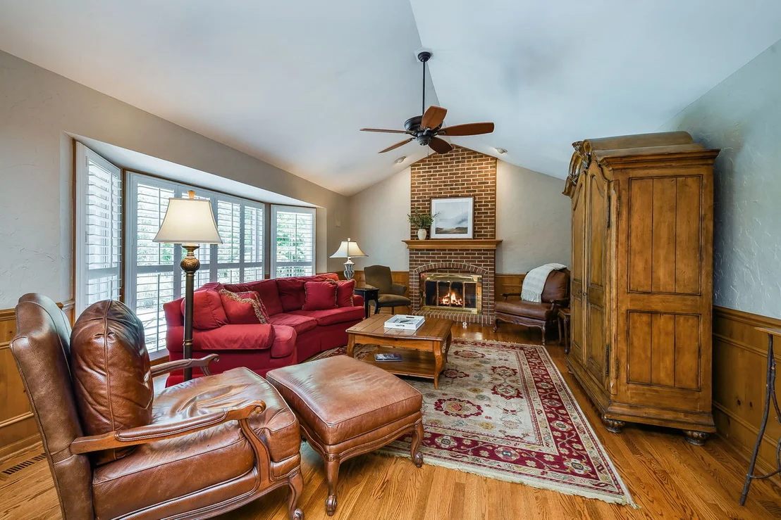 Photo of 571 Apple River Drive