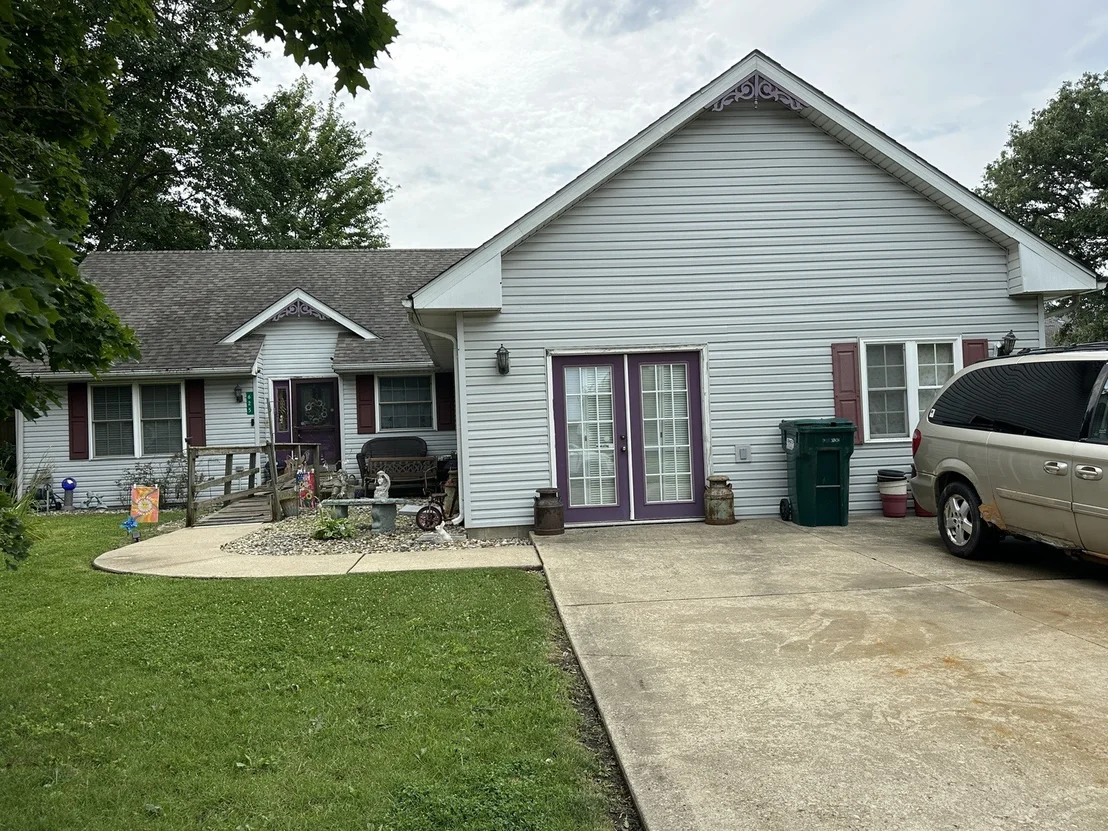 Photo of 625 N Diversatech Drive