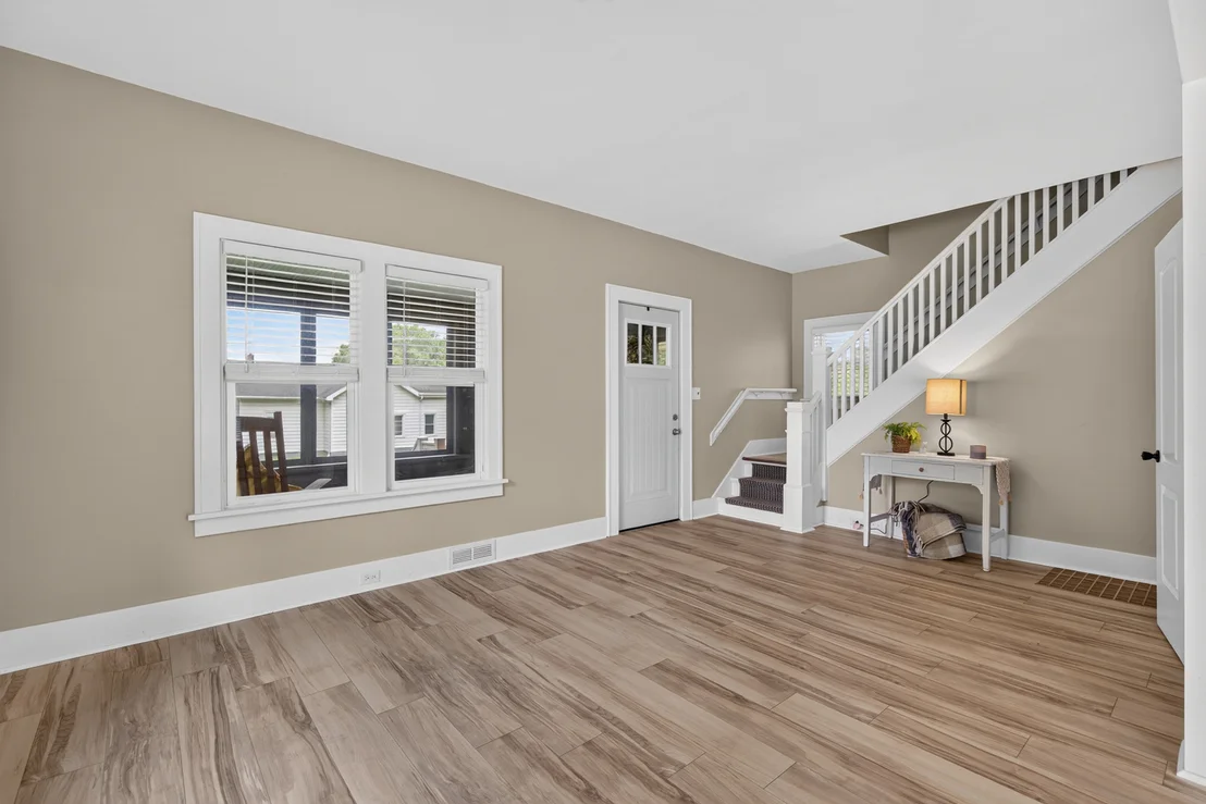 Photo of 127 W Moore Street
