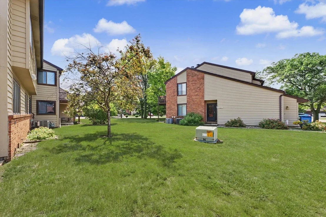 Photo of Unit 2155 at 2155 Harbortown Circle