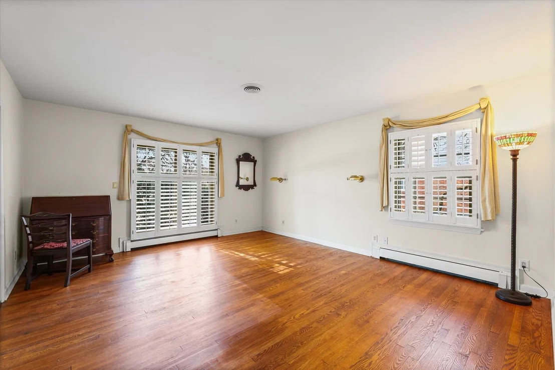 Photo of 3 Lake Park Road
