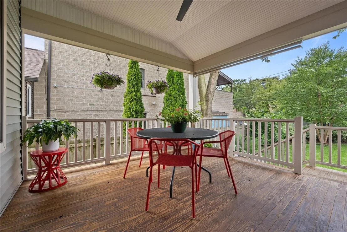 Photo of 1136 Florence Avenue