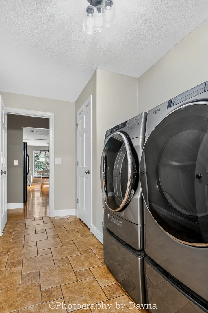 Photo of 501 Highpoint Circle N