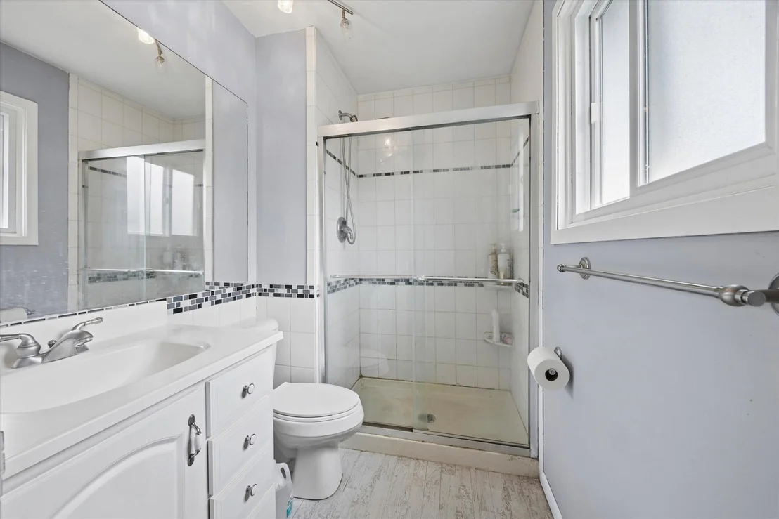 Photo of 4093 Bayside Drive