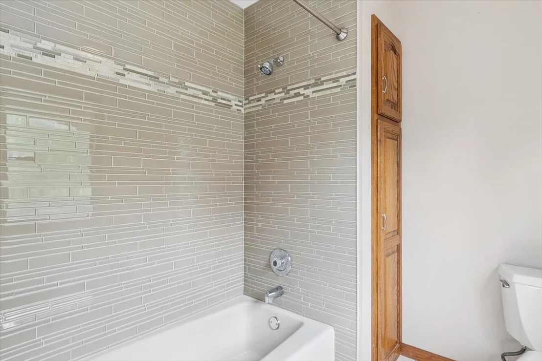 Photo of 39W550 Deerpath Road