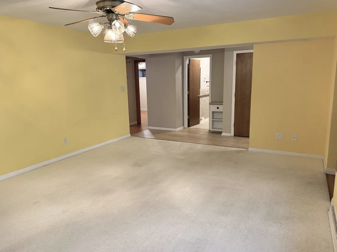 Photo of 205 Oak Street