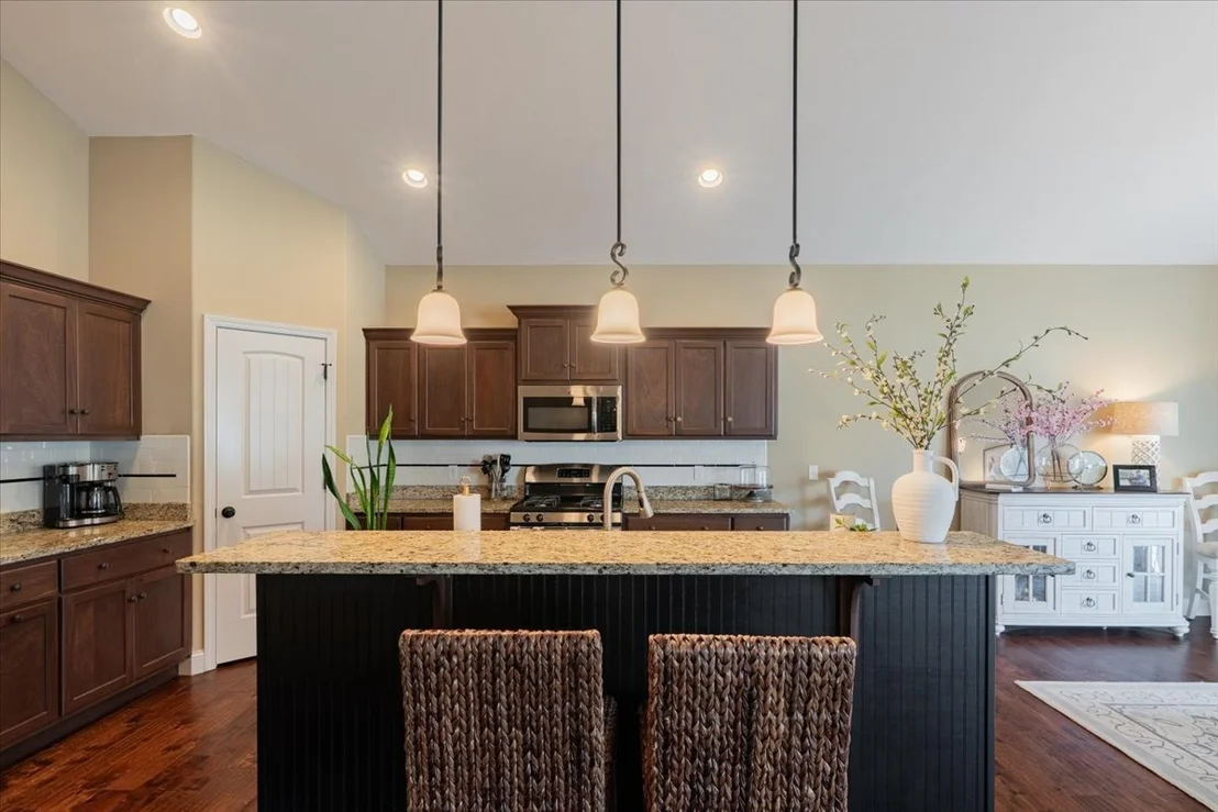 Photo of 2020 Escalade Road