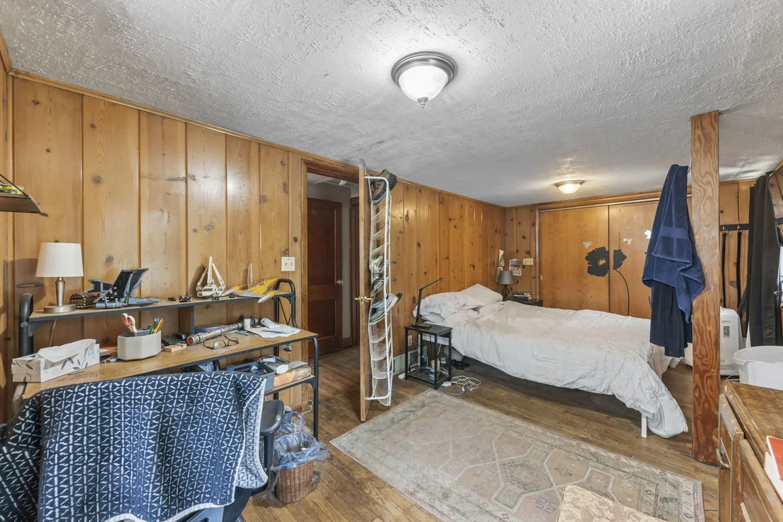 Photo of 732 BANGS Street