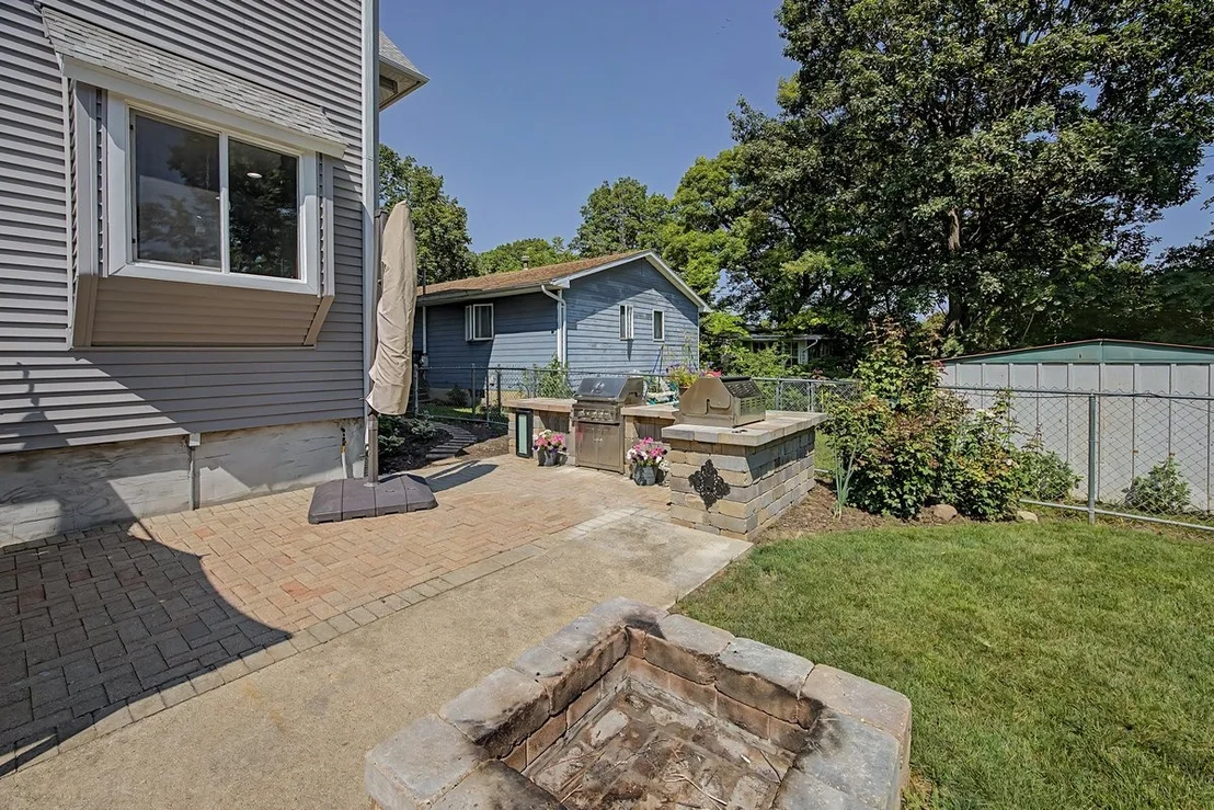 Photo of 111 7th Street