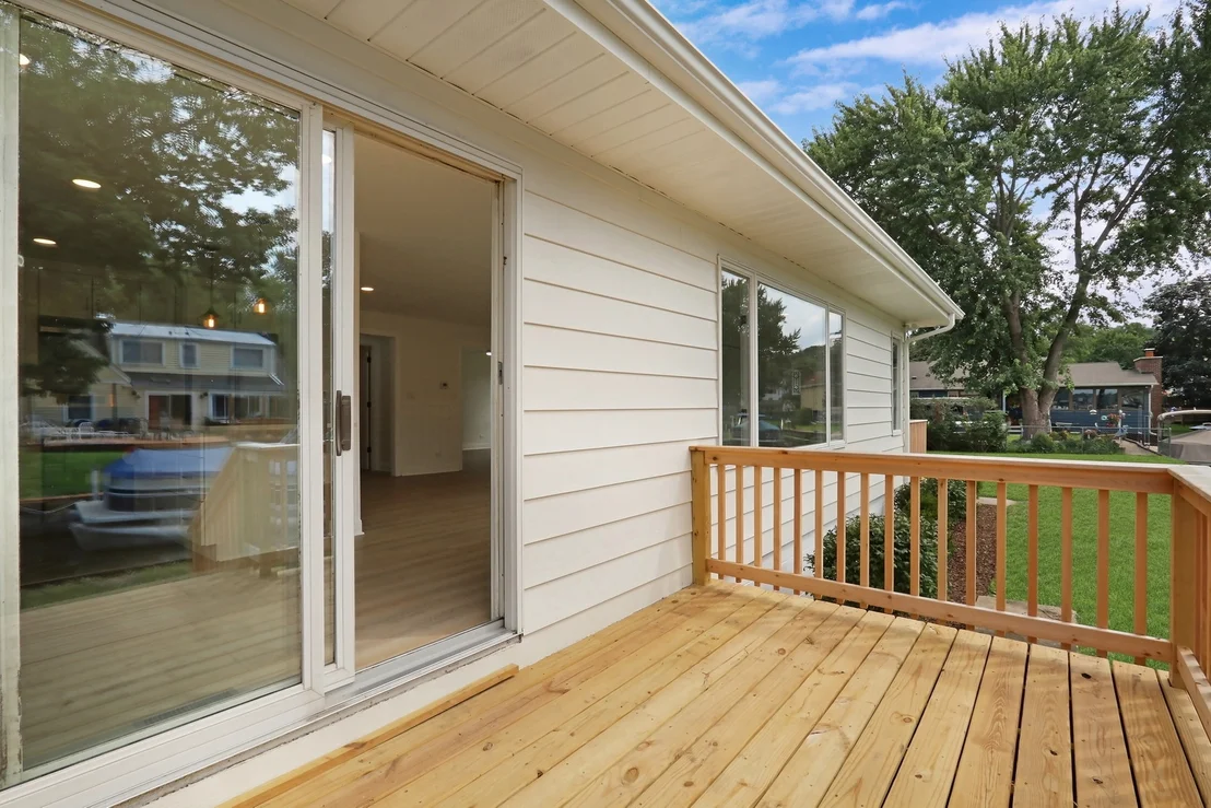 Photo of 28 Lakeside Lane