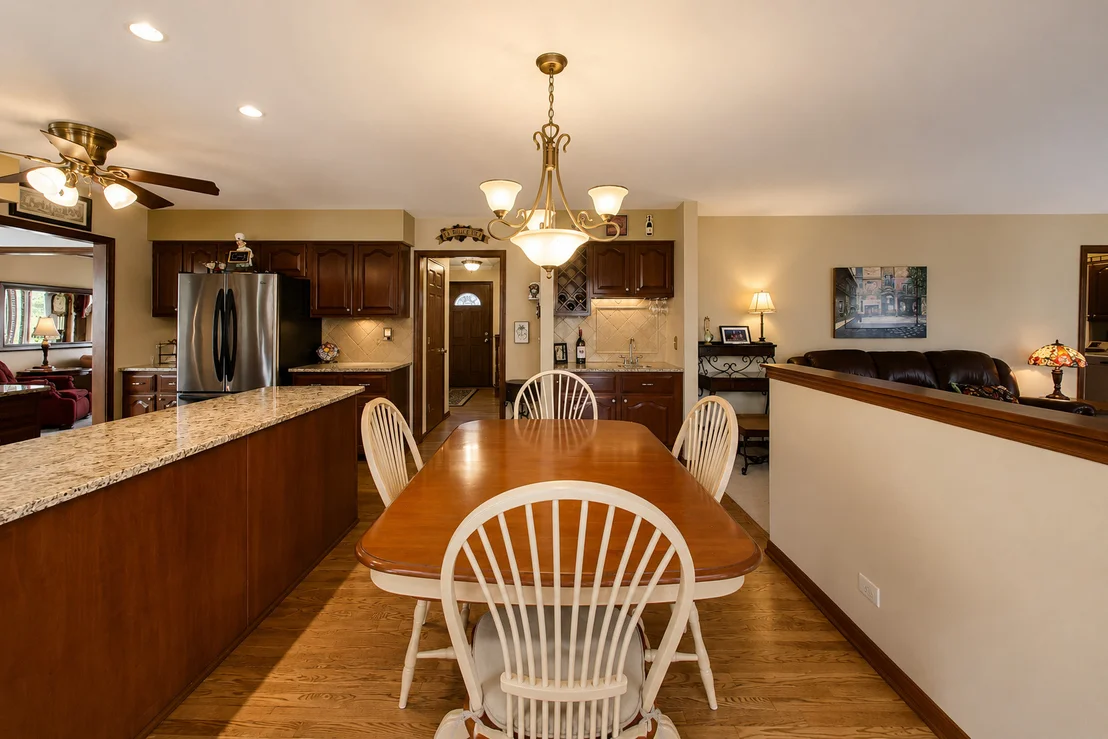 Photo of 1265 N Scarlet Drive