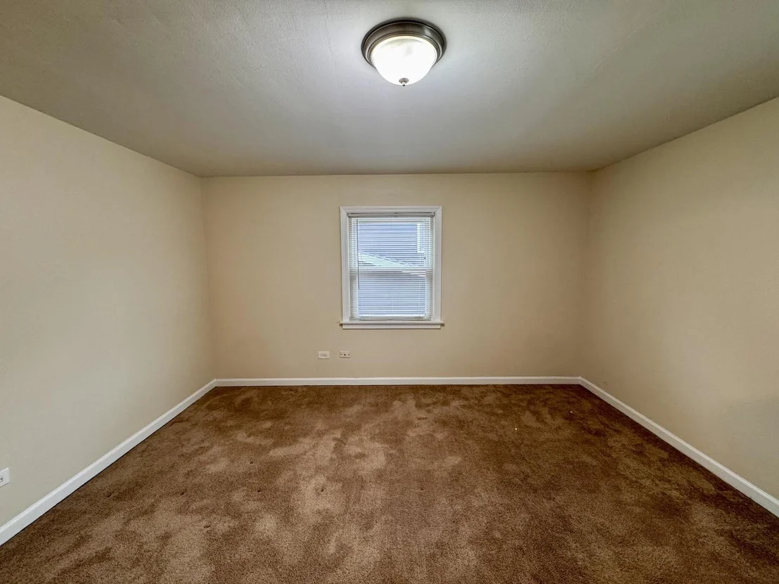 Photo of 17318 Walter Street