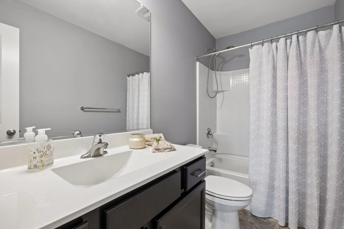 Photo of 1169 Amber Drive