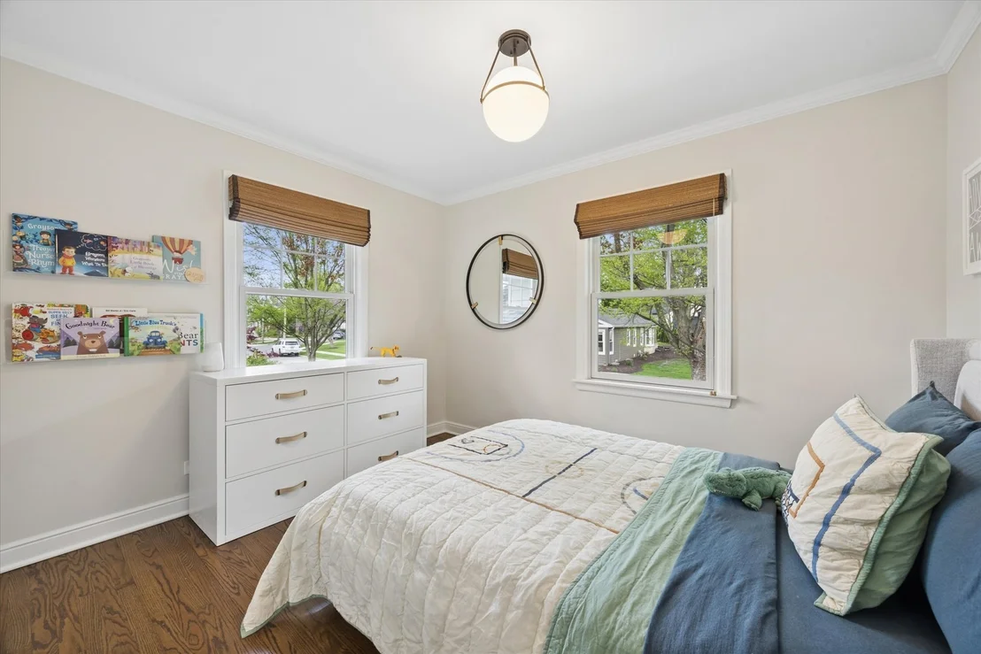 Photo of 258 Crest Road