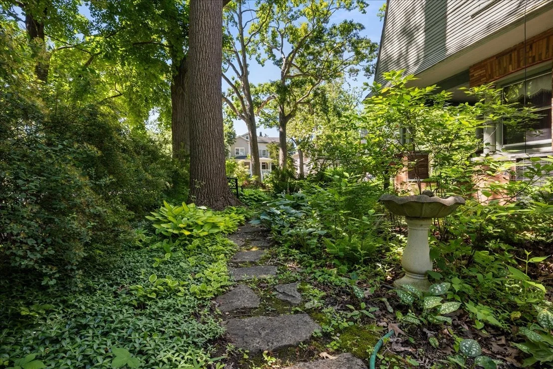 Photo of 600 Central Avenue