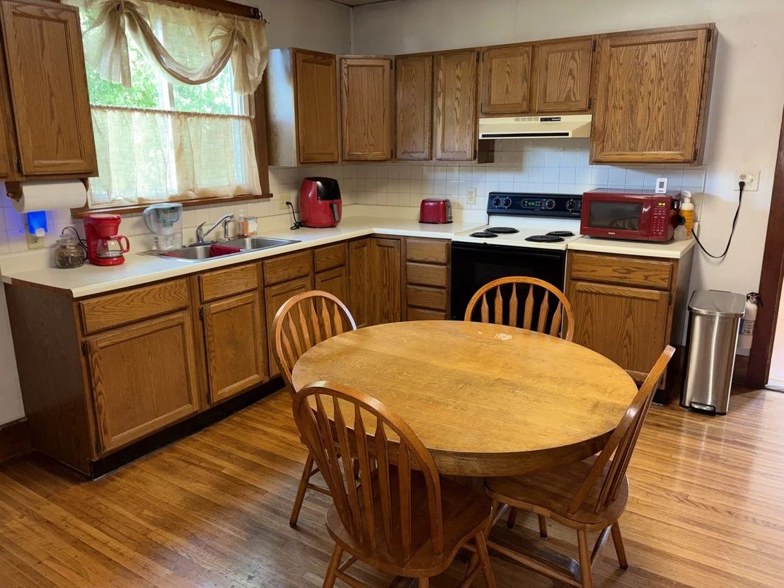 Photo of 211 N Seminary Street