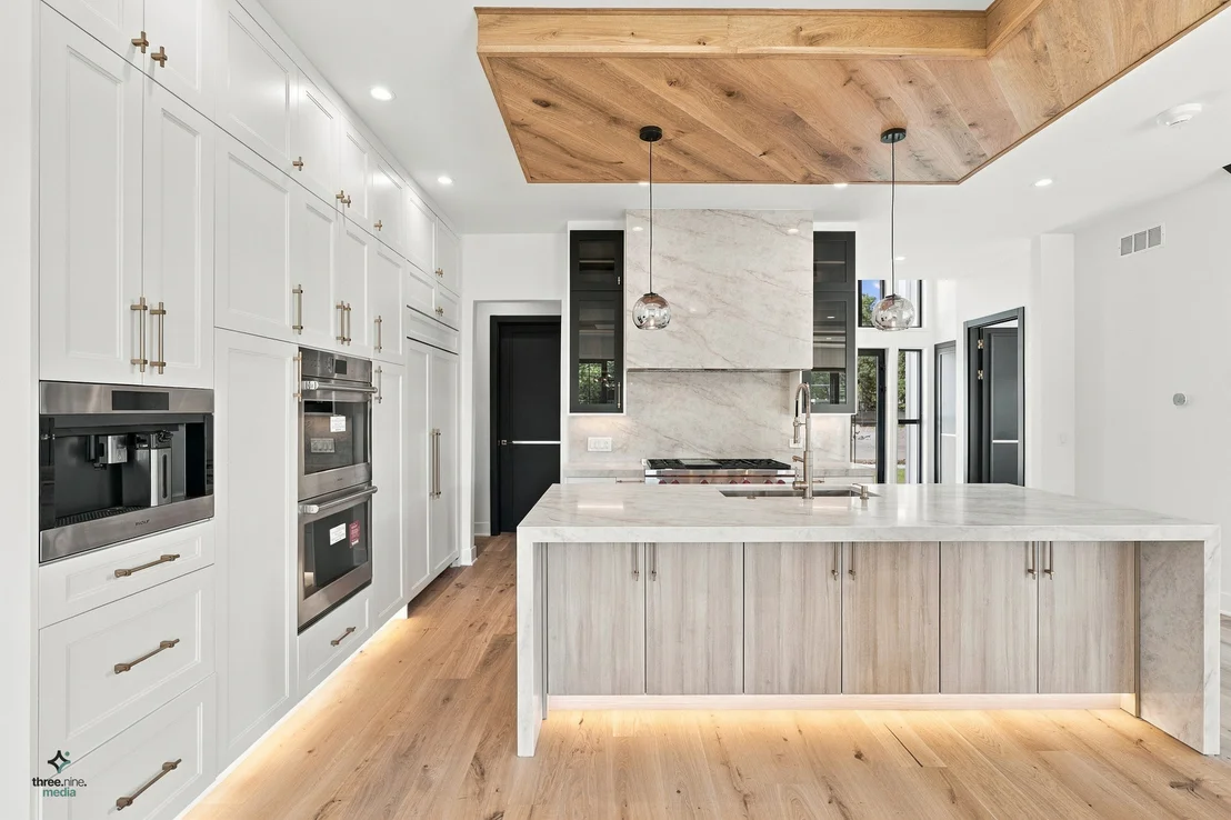 Photo of 414 Forest Edge Drive