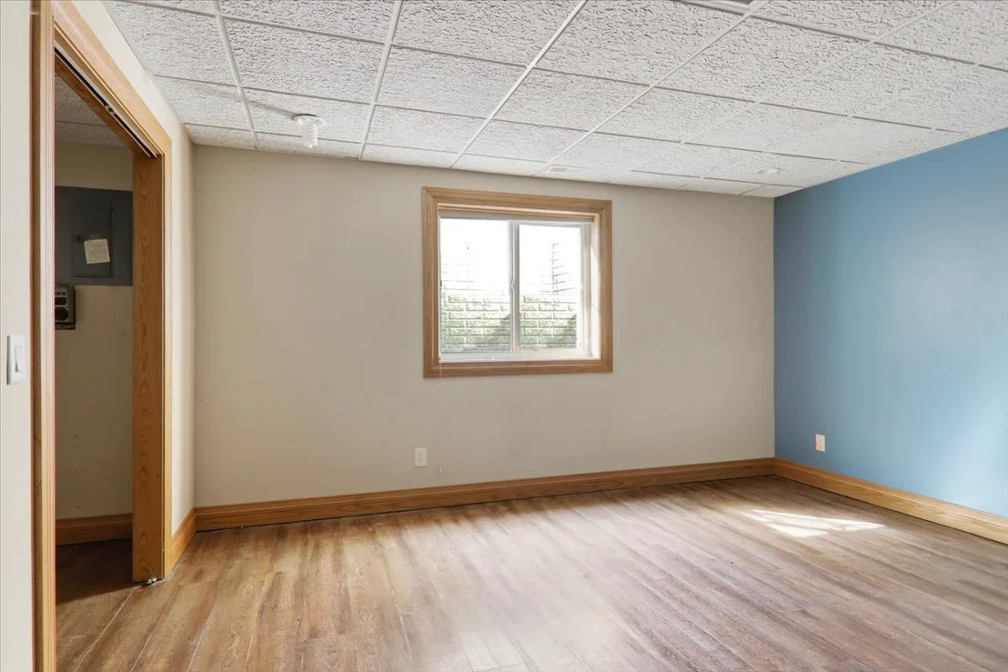 Photo of 3002 Neaves Drive