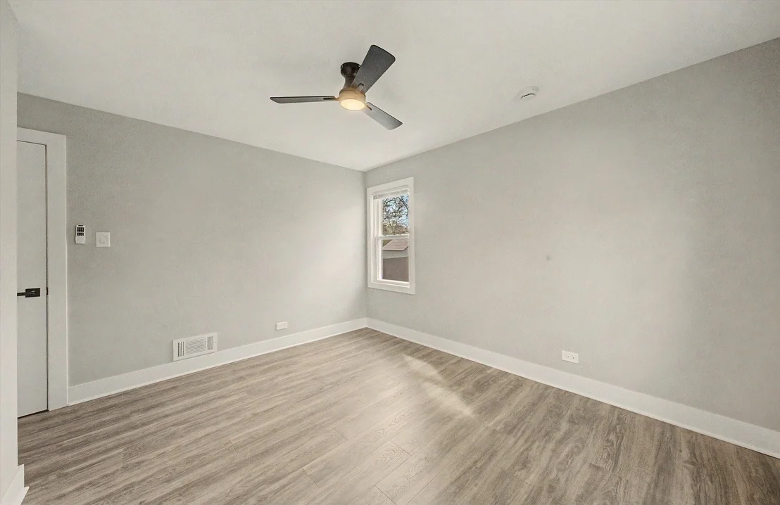 Photo of 14701 Beachview Terrace