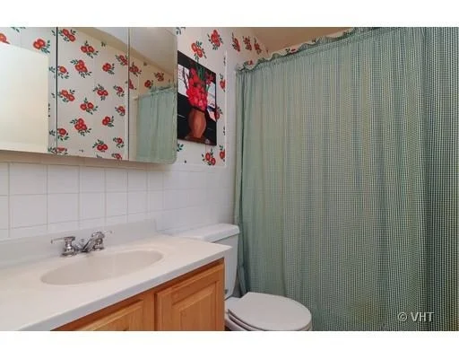 Photo of 836 Everett Road