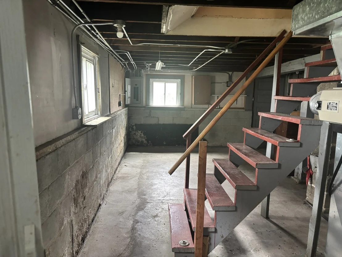 Photo of 1028 Thomas Avenue
