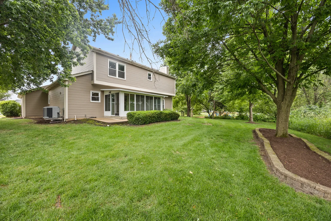Photo of 533 Springwood Lane