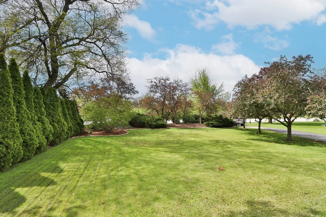 Photo of 218 E Nerge Road