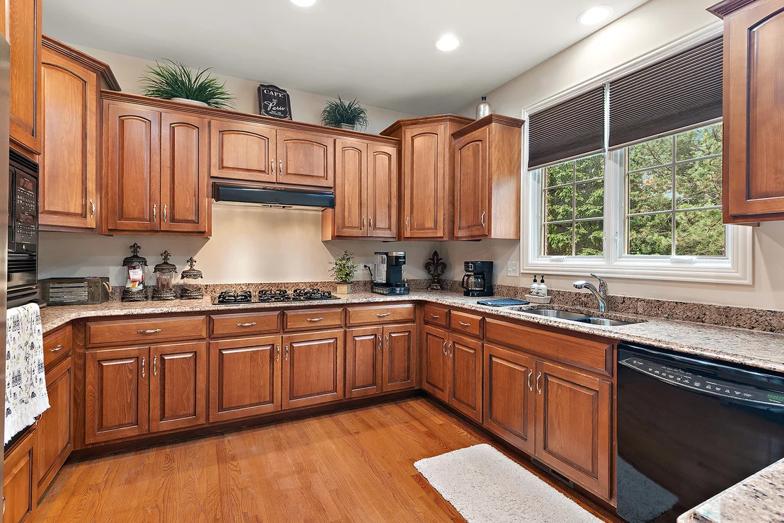 Photo of 8136 ABERDEEN Drive