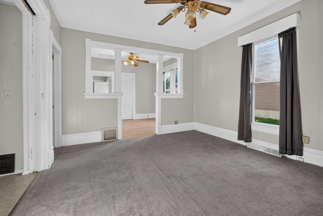 Photo of 306 E Locust Street