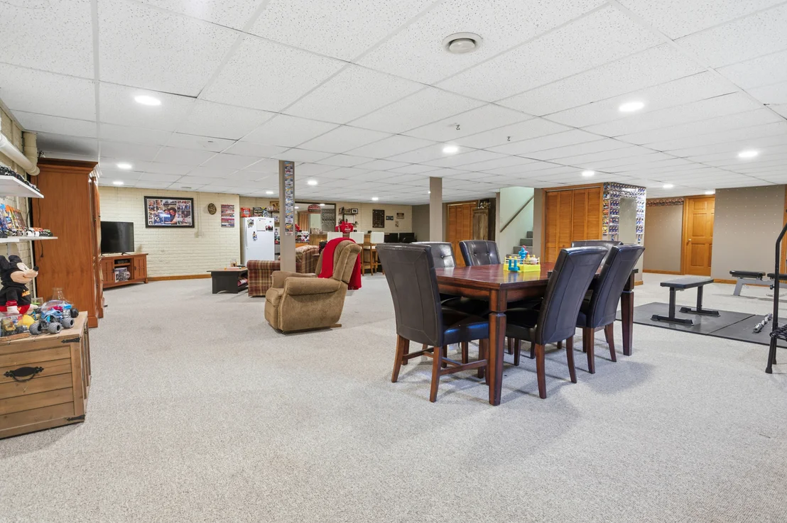 Photo of 2102 Laurel Park Place