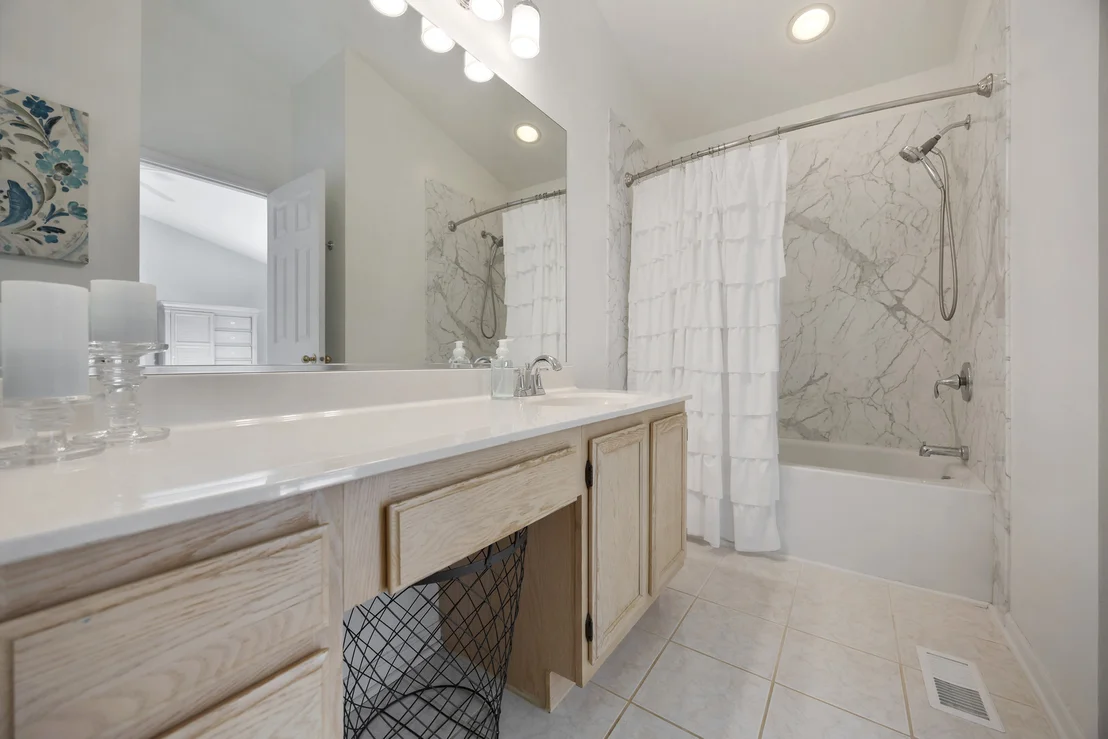 Photo of 6151 Golfview Drive