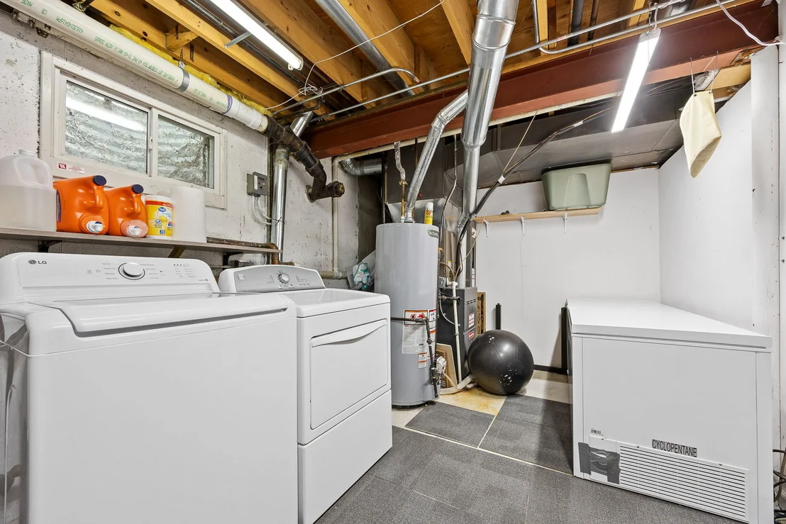 Photo of 1680 Logan Street