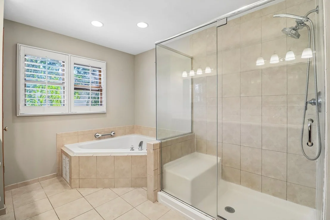 Photo of 485 Spring Ridge Drive