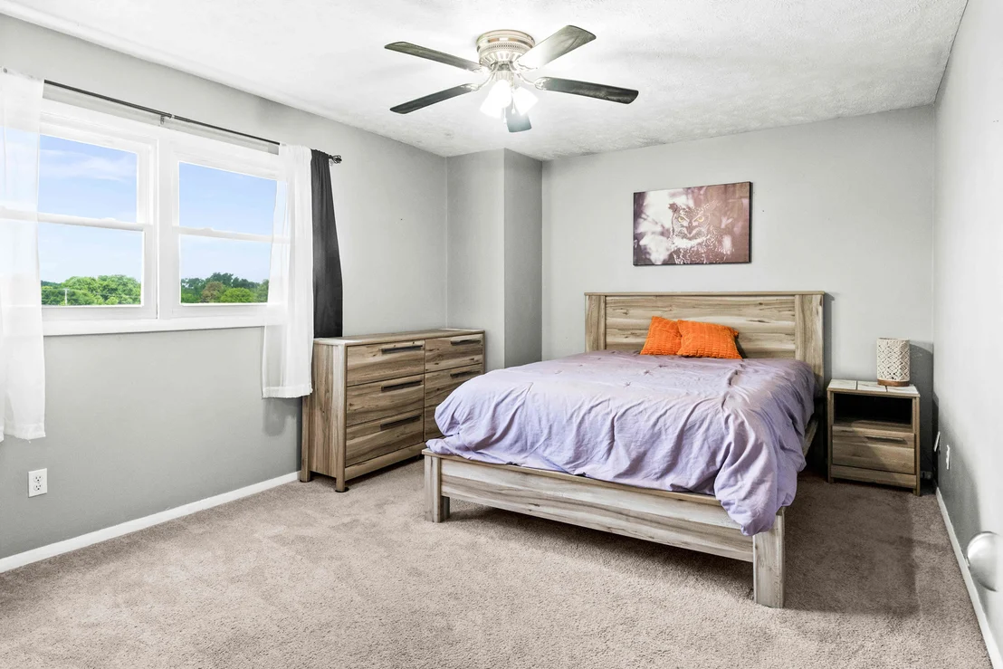 Photo of Unit A at 1536 Hunt Drive