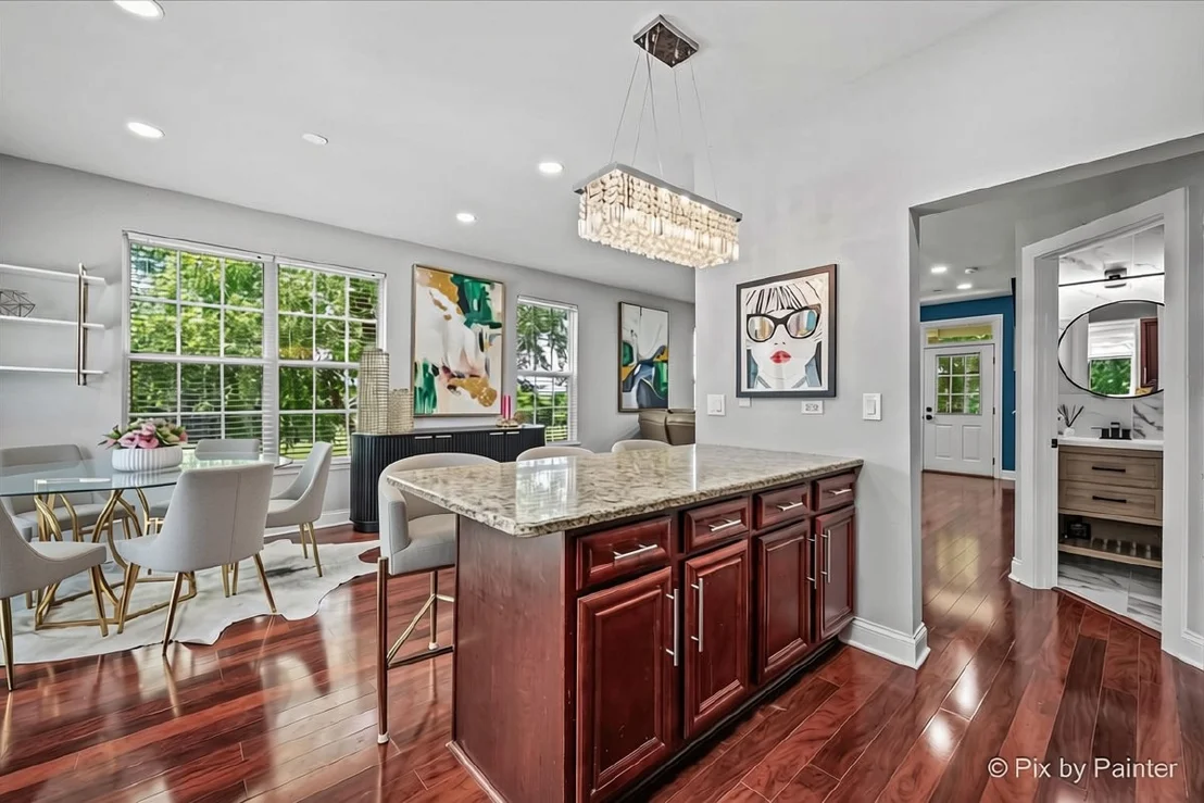 Photo of 512 Littleton Trail
