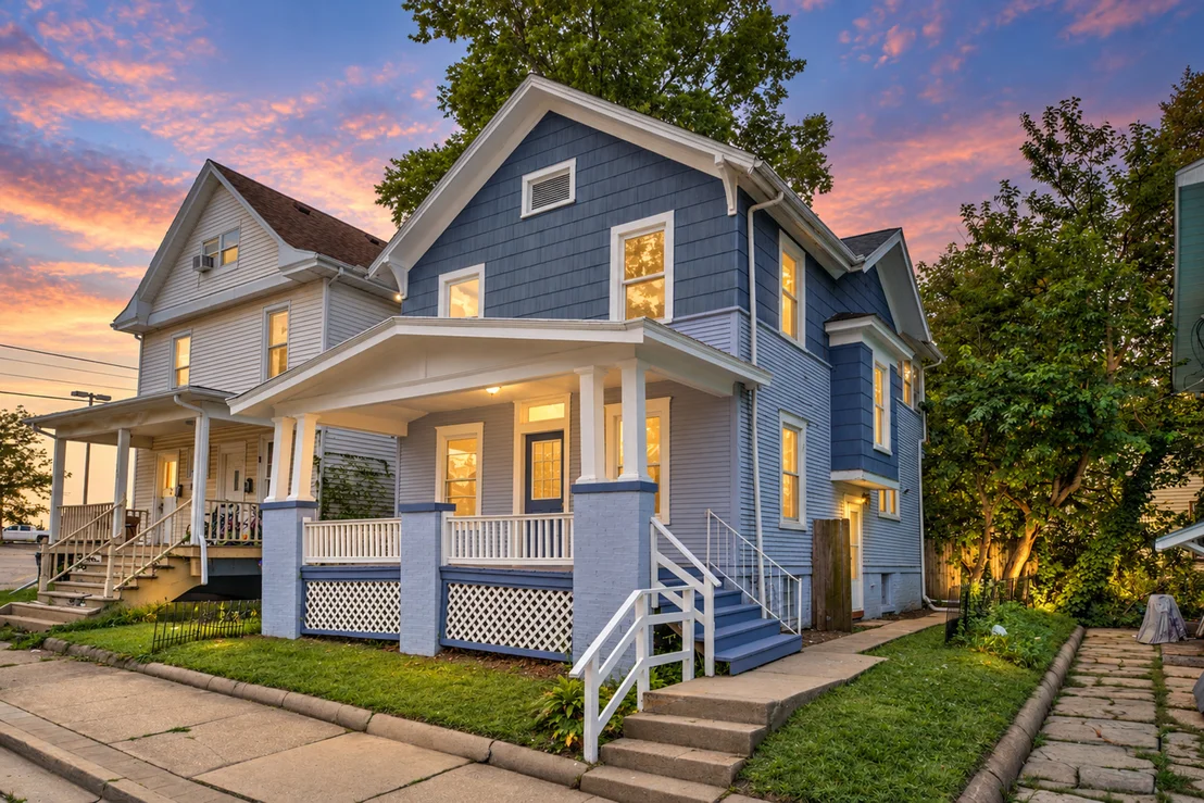 Photo of 310 N Mclean Street