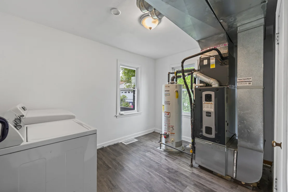 Photo of 7809 Columbia Drive
