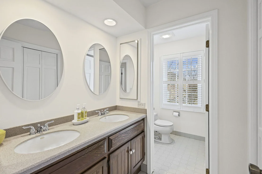 Photo of 2501 Indian Ridge Drive