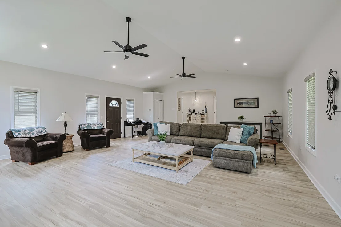 Photo of 824 Ogden Road